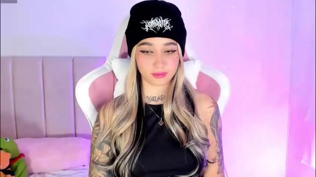 Image 3 of venusvan Stream on Chaturbate on 1 month ago