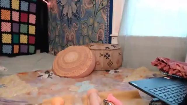 Image 2 of venusxvirgo Stream on Chaturbate on 12 months ago