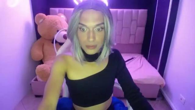 Image 2 of venuxxx_b Stream on Chaturbate on 17 months ago