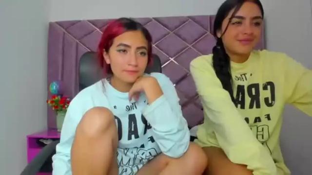 Image 12 of venuz_fox Stream on Chaturbate on 18 months ago