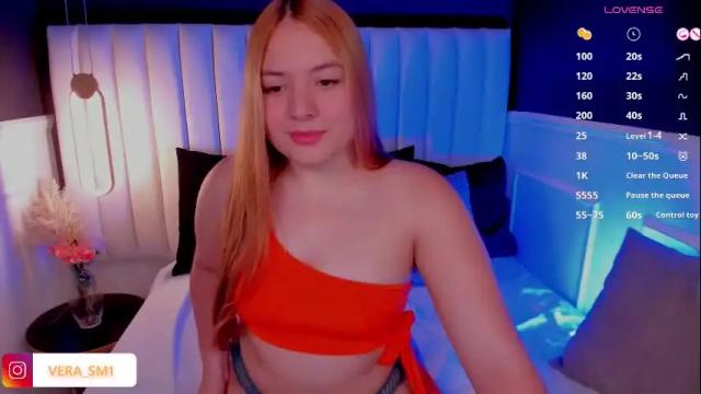 Image 3 of vera_cutee_ Stream on Chaturbate on 1 month ago