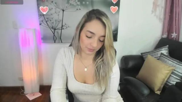 Image 7 of vero_mars Stream on Chaturbate on 13 months ago