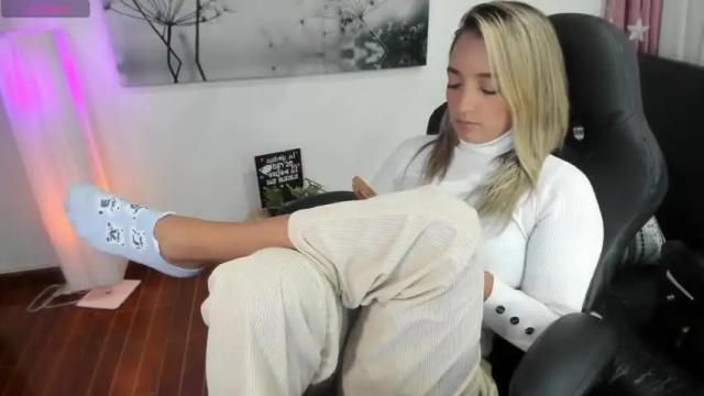 Image 3 of vero_mars Stream on Chaturbate on 13 months ago