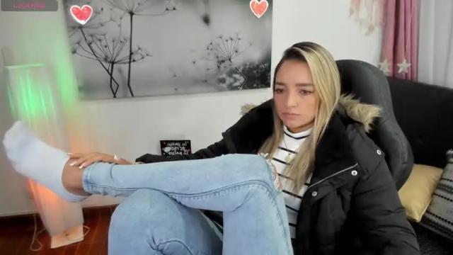 Image 3 of vero_mars Stream on Chaturbate on 12 months ago