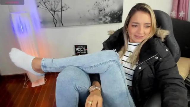 Image 4 of vero_mars Stream on Chaturbate on 12 months ago