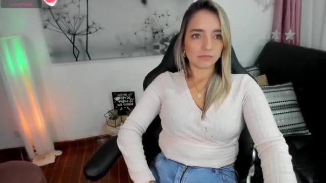Image 10 of vero_mars Stream on Chaturbate on 12 months ago