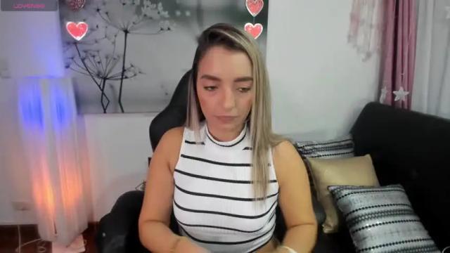 Image 8 of vero_mars Stream on Chaturbate on 12 months ago