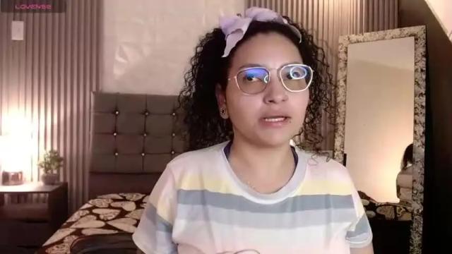 Image 4 of vero_nikaa_ Stream on Chaturbate on 18 months ago