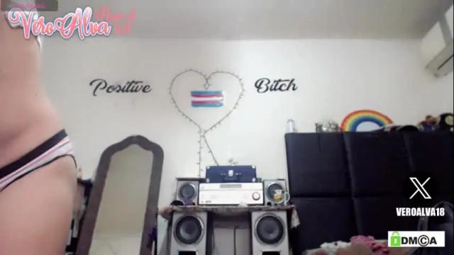 Image 3 of veroalva Stream on Chaturbate on 15 months ago