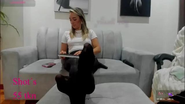 Image 8 of veromars_ Stream on Chaturbate on 1 month ago