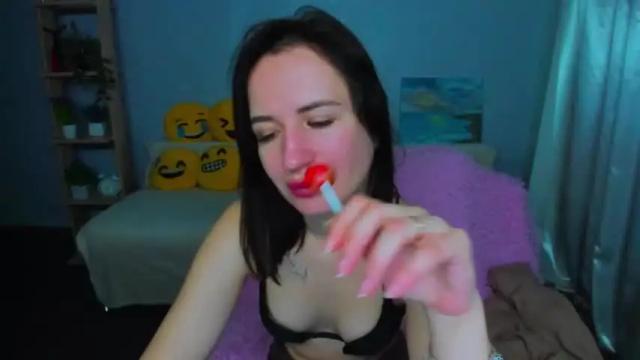 Image 6 of verona_love_ Stream on Chaturbate on 23 months ago