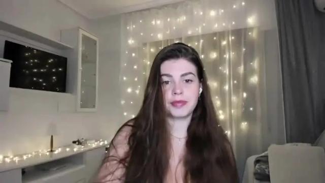 Image 3 of veronarolls Stream on Chaturbate on 14 months ago