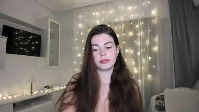 Image 4 of veronarolls Stream on Chaturbate on 14 months ago