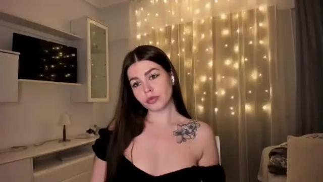 Image 6 of veronarolls Stream on Chaturbate on 14 months ago