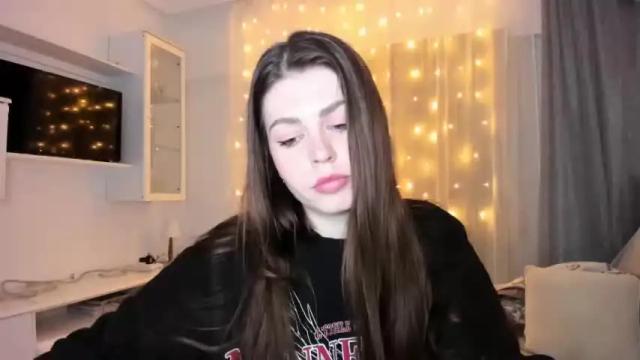 Image 7 of veronarolls Stream on Chaturbate on 14 months ago