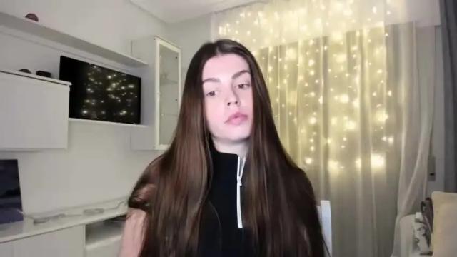 Image 12 of veronarolls Stream on Chaturbate on 14 months ago