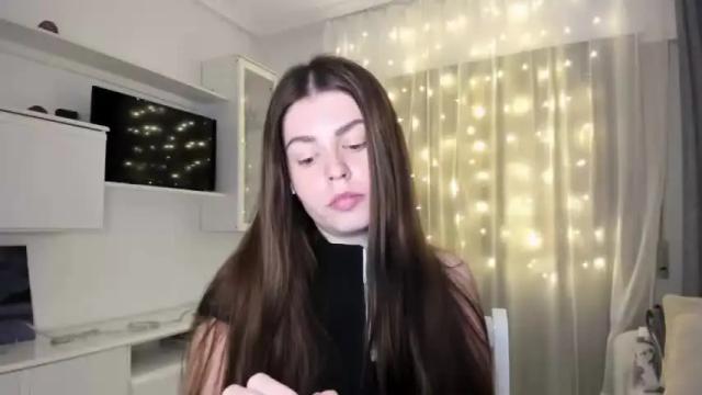 Image 6 of veronarolls Stream on Chaturbate on 14 months ago