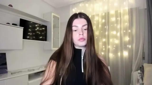 Image 8 of veronarolls Stream on Chaturbate on 14 months ago