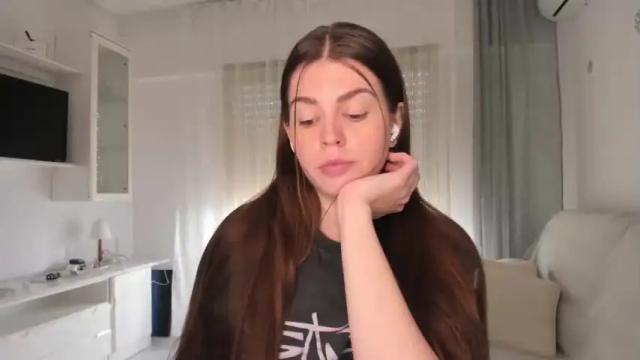 Image 6 of veronarolls Stream on Chaturbate on 14 months ago