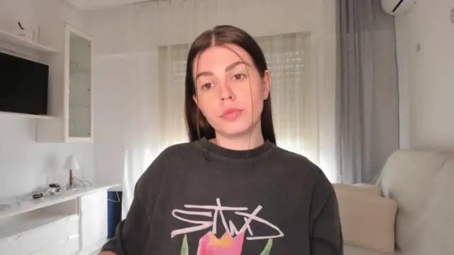 Image 8 of veronarolls Stream on Chaturbate on 14 months ago