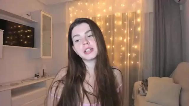 Image 10 of veronarolls Stream on Chaturbate on 14 months ago