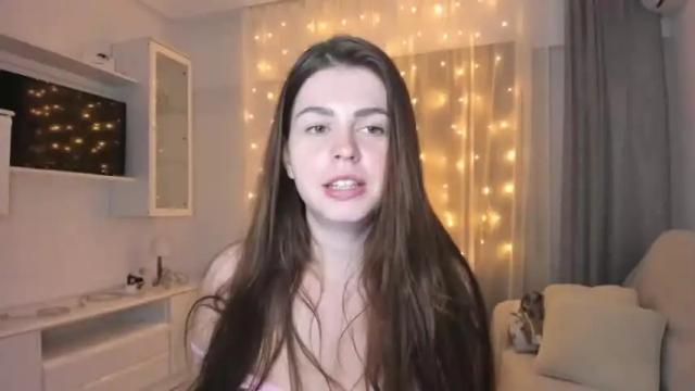 Image 11 of veronarolls Stream on Chaturbate on 14 months ago