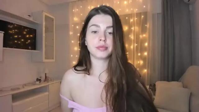 Image 4 of veronarolls Stream on Chaturbate on 14 months ago