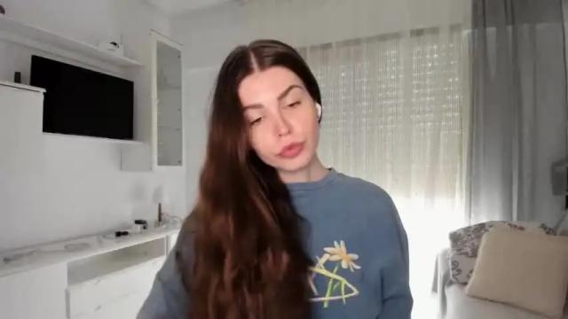 Image 3 of veronarolls Stream on Chaturbate on 14 months ago