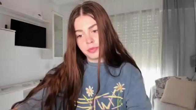 Image 4 of veronarolls Stream on Chaturbate on 14 months ago