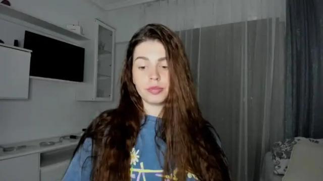 Image 3 of veronarolls Stream on Chaturbate on 13 months ago