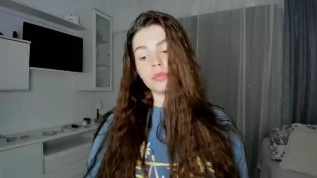 Image 7 of veronarolls Stream on Chaturbate on 13 months ago