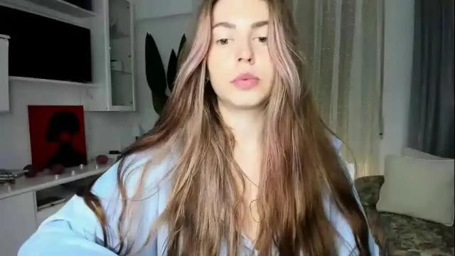 Image 7 of veronarolls Stream on Chaturbate on 1 month ago
