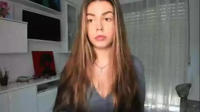 Image 10 of veronarolls Stream on Chaturbate on 1 month ago
