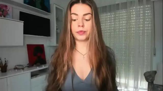 Image 3 of veronarolls Stream on Chaturbate on 1 month ago