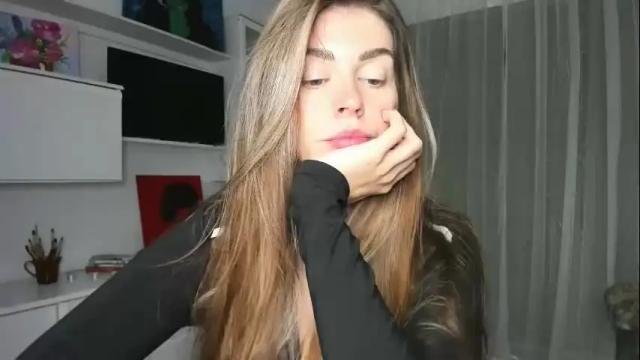 Image 4 of veronarolls Stream on Chaturbate on 1 month ago