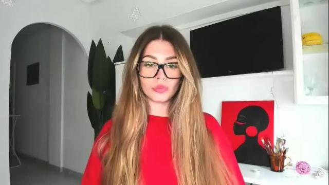 Image 3 of veronarolls Stream on Chaturbate on 18 days ago