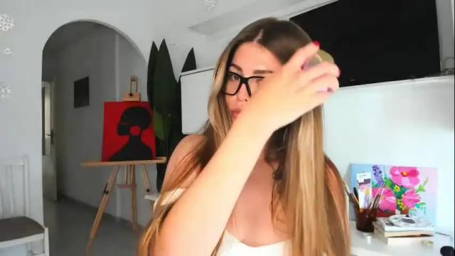 Image 8 of veronarolls Stream on Chaturbate on 12 days ago