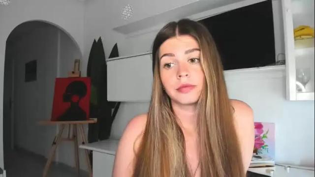 Image 4 of veronarolls Stream on Chaturbate on 11 days ago