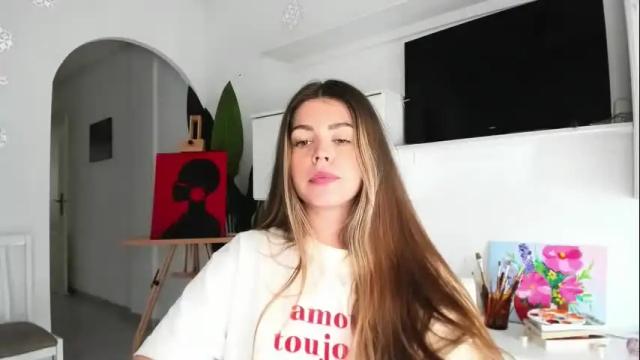 Image 12 of veronarolls Stream on Chaturbate on 7 days ago