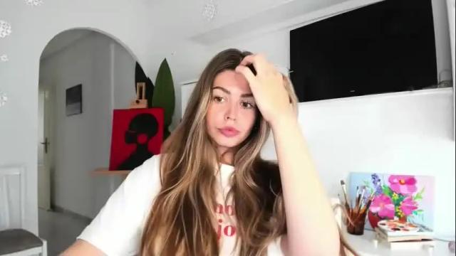 Image 3 of veronarolls Stream on Chaturbate on 7 days ago
