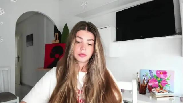 Image 4 of veronarolls Stream on Chaturbate on 7 days ago