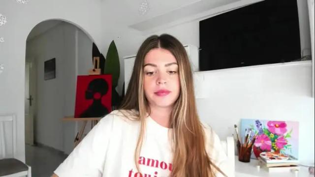 Image 7 of veronarolls Stream on Chaturbate on 7 days ago