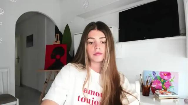 Image 8 of veronarolls Stream on Chaturbate on 7 days ago