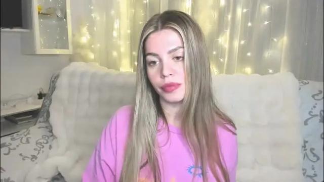 Image 10 of veronarolls Stream on Chaturbate on 12 days ago