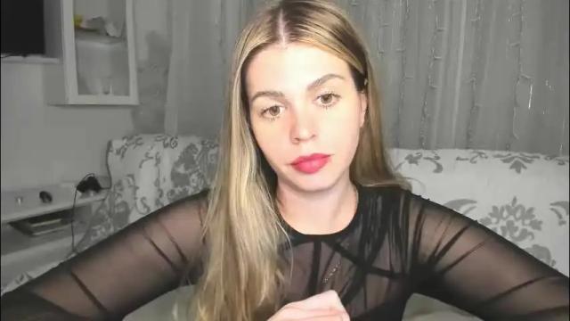 Image 3 of veronarolls Stream on Chaturbate on 4 days ago