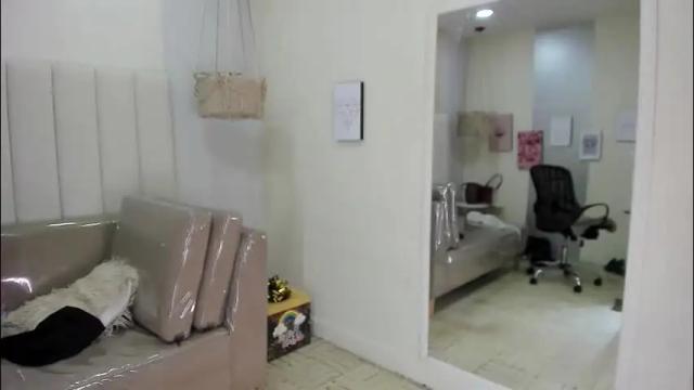 Image 12 of veronica_b07 Stream on Chaturbate on 2 months ago