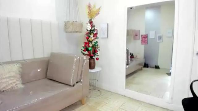 Image 7 of veronica_b07 Stream on Chaturbate on 2 months ago