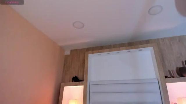 Image 10 of veronica_garciaa Stream on Chaturbate on 1 month ago