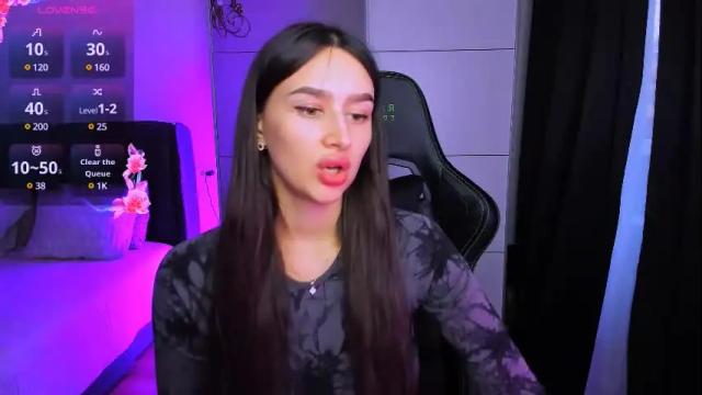 Thumbnail 1, veronica_larson's Stream at Chaturbate, 1 month ago