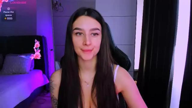 Image 10 of veronica_larson Stream on Chaturbate on 1 month ago